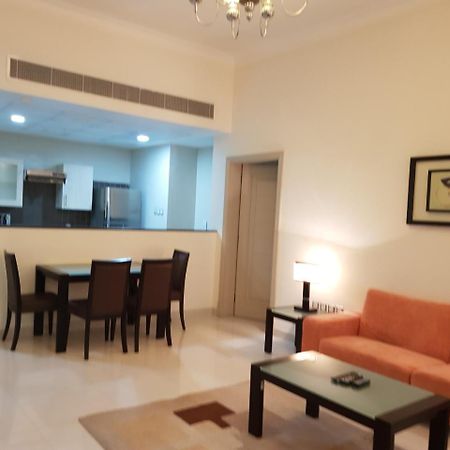 Almoayyed Suites Манама Екстериор снимка