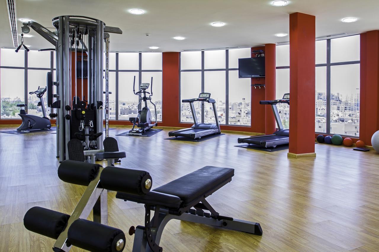 Almoayyed Suites Манама Екстериор снимка